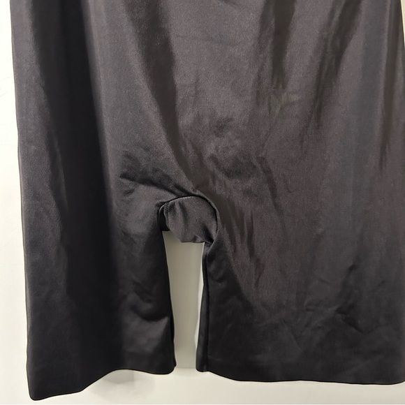 NWT Spanx Red Hot Assets Silhouette Serums Open-Bust Mid-Thigh Shapewear - Picture 7 of 7